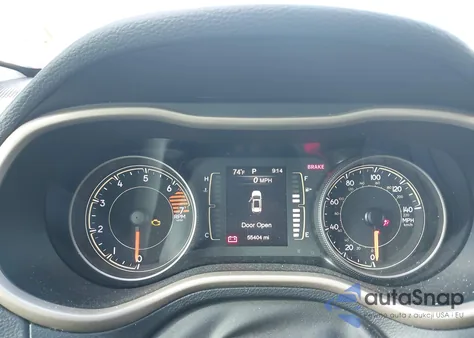 2018 Jeep Cherokee Latitude Fwd from USA, damaged, VIN 1C4PJLCB1JD519661